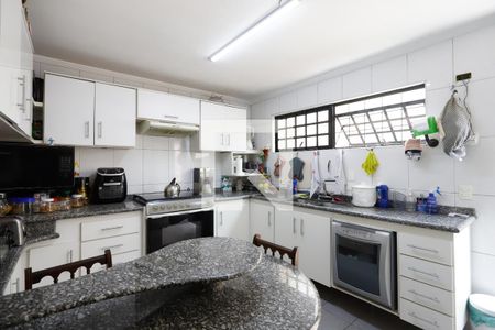 Casa à venda com 250m², 3 quartos e 4 vagasCozinha