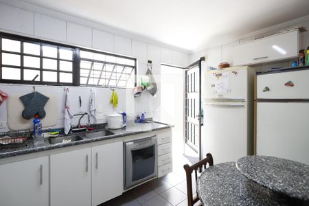 Casa à venda com 250m², 3 quartos e 4 vagasCozinha