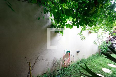 Casa à venda com 250m², 3 quartos e 4 vagasVista