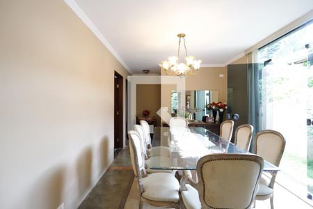 Sala de casa à venda com 3 quartos, 250m² em Bela Aliança, São Paulo