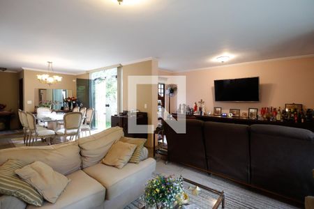 Sala de casa à venda com 3 quartos, 250m² em Bela Aliança, São Paulo