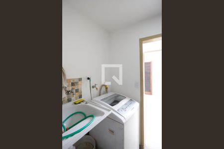 Casa à venda com 250m², 3 quartos e 4 vagasLavanderia