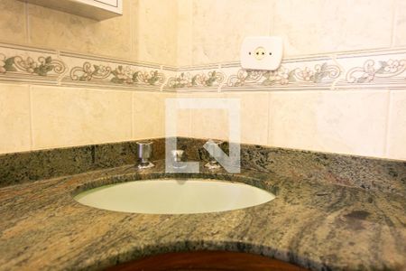 Apartamento para alugar com 60m², 2 quartos e 1 vagaBanheiro