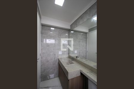 Apartamento para alugar com 63m², 2 quartos e 2 vagasBanheiro da Suíte