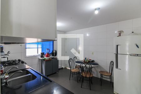 Apartamento à venda com 155m², 2 quartos e 2 vagasCozinha