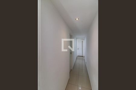 Apartamento à venda com 155m², 2 quartos e 2 vagasCorredor