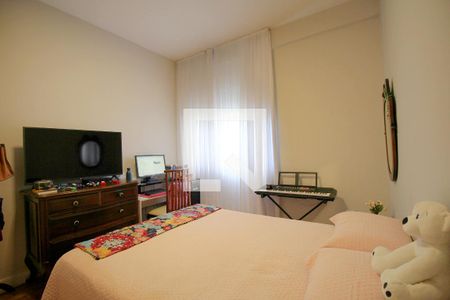 Quarto 1 de apartamento à venda com 2 quartos, 80m² em Santo Antônio, Belo Horizonte