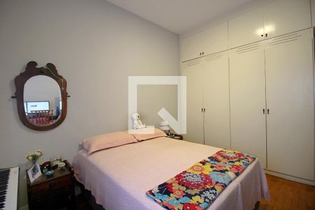 Quarto 1 de apartamento à venda com 2 quartos, 80m² em Santo Antônio, Belo Horizonte