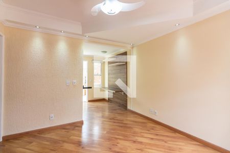 Sala  de casa à venda com 2 quartos, 134m² em Vila Yara, Osasco