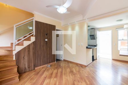 Sala  de casa à venda com 2 quartos, 134m² em Vila Yara, Osasco