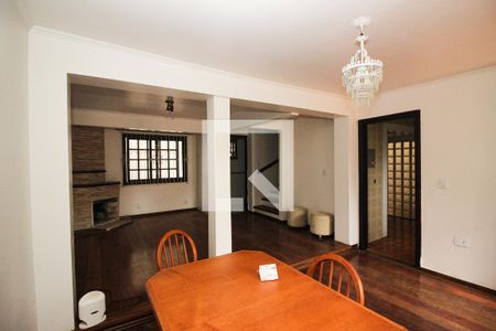 Sala de casa de condomínio para alugar com 5 quartos, 150m² em Tristeza, Porto Alegre