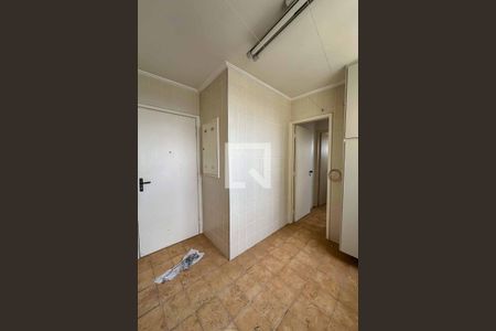 Apartamento à venda com 175m², 4 quartos e 4 vagas Apartamento à venda com 175m², 4 quartos e 4 vagasÁrea de Serviço