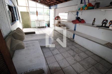 Casa à venda com 599m², 4 quartos e 2 vagasVaranda