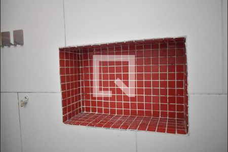 Apartamento para alugar com 44m², 2 quartos e 1 vagaDetalhe do banheiro