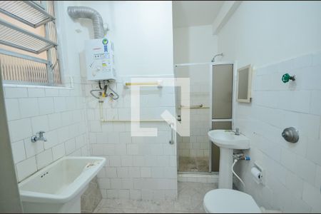 Banheiro de apartamento à venda com 1 quarto, 42m² em Rio Comprido, Rio de Janeiro