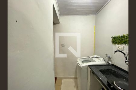 Cozinha de kitnet/studio para alugar com 1 quarto, 20m² em Jardim Modelo, São Paulo