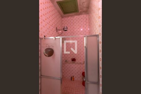 Casa à venda com 400m², 7 quartos e 3 vagas Casa à venda com 400m², 7 quartos e 3 vagasBanheiro Social