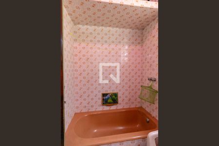 Casa à venda com 400m², 7 quartos e 3 vagas Casa à venda com 400m², 7 quartos e 3 vagasBanheiro Social