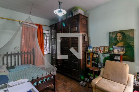 Quarto 1 de casa à venda com 3 quartos, 400m² em Alto Barroca, Belo Horizonte
