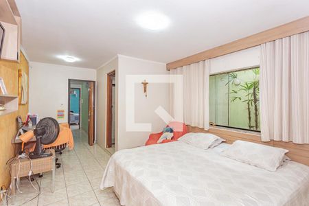 Casa à venda com 126m², 3 quartos e 2 vagasSuíte 1