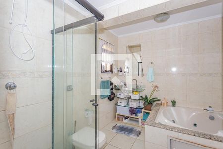 Casa à venda com 126m², 3 quartos e 2 vagasBanheiro da Suíte 1