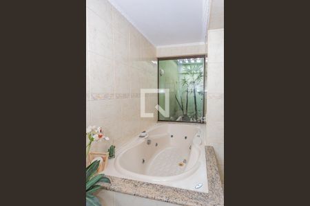 Casa à venda com 126m², 3 quartos e 2 vagasBanheiro da Suíte 1