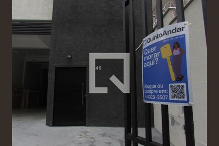 Placa de kitnet/studio para alugar com 1 quarto, 28m² em Vila Sonia, São Paulo