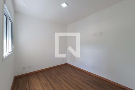 Quarto 2 de apartamento para alugar com 2 quartos, 45m² em Vila Guaca, São Paulo