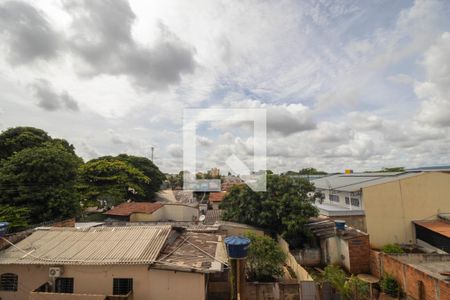 Vista da sala de apartamento para alugar com 3 quartos, 90m² em Vila Rosa, Goiânia