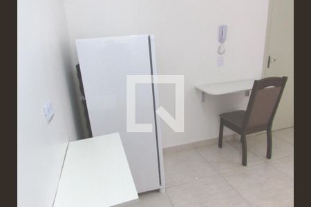 Sala/Cozinha de kitnet/studio para alugar com 1 quarto, 28m² em Vila Sonia, São Paulo