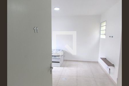 Entrada de kitnet/studio para alugar com 1 quarto, 28m² em Vila Sonia, São Paulo