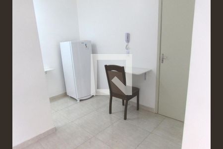 Sala/Cozinha de kitnet/studio para alugar com 1 quarto, 28m² em Vila Sonia, São Paulo