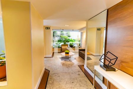 Apartamento à venda com 109m², 3 quartos e 1 vaga Apartamento à venda com 109m², 3 quartos e 1 vagaÁrea comum