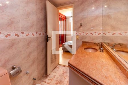 Apartamento à venda com 109m², 3 quartos e 1 vaga Apartamento à venda com 109m², 3 quartos e 1 vagaBanheiro da Suíte