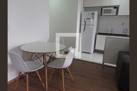 Sala/Cozinha de apartamento à venda com 2 quartos, 42m² em Umarizal, São Paulo