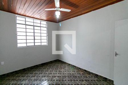 Quarto de casa para alugar com 1 quarto, 60m² em União, Belo Horizonte