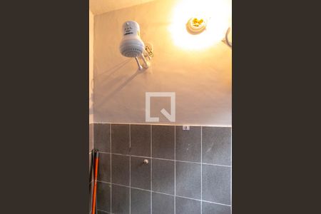 Banheiro Social de casa para alugar com 1 quarto, 60m² em União, Belo Horizonte