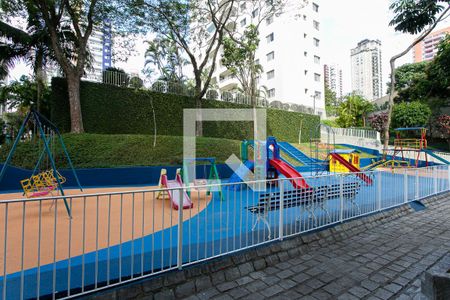 Apartamento à venda com 109m², 3 quartos e 2 vagasÁrea comum - Playground