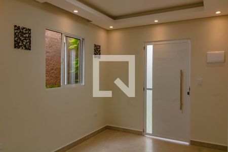 Sala de casa para alugar com 2 quartos, 58m² em Vila Guarani , São Paulo