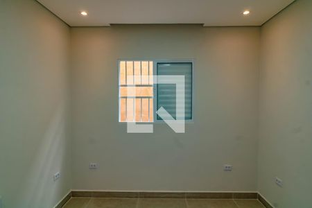 Quarto 1 de casa para alugar com 2 quartos, 58m² em Vila Guarani , São Paulo
