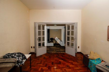 Sala de casa para alugar com 4 quartos, 220m² em Santa Efigênia, Belo Horizonte