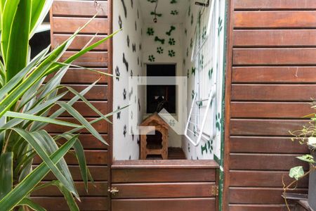 Casa para alugar com 100m², 2 quartos e 1 vagaQuintal