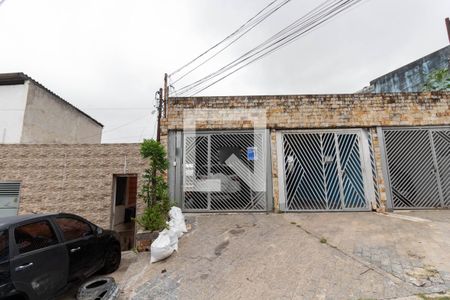 Casa para alugar com 100m², 2 quartos e 1 vagaFachada