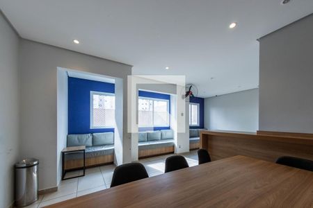 Apartamento para alugar com 41m², 2 quartos e 1 vaga Apartamento para alugar com 41m², 2 quartos e 1 vagaÁrea comum - Salão de festas