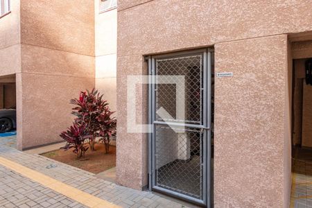 Apartamento para alugar com 41m², 2 quartos e 1 vaga Apartamento para alugar com 41m², 2 quartos e 1 vagaÁrea comum - Bicicletário