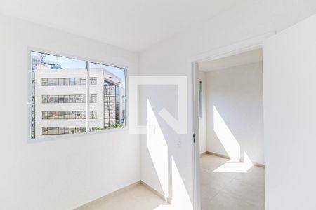Quarto 1 de apartamento para alugar com 2 quartos, 35m² em Jardim Promissao, São Paulo
