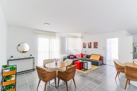 Apartamento para alugar com 35m², 2 quartos e sem vaga Apartamento para alugar com 35m², 2 quartos e sem vagaÁrea comum - Salão de festas