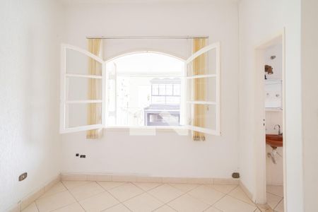 Casa à venda com 256m², 2 quartos e 2 vagasSuíte 