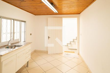 Casa à venda com 256m², 2 quartos e 2 vagasCozinha 