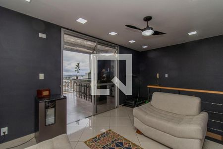 Sala de TV de apartamento à venda com 3 quartos, 130m² em Penha, Rio de Janeiro